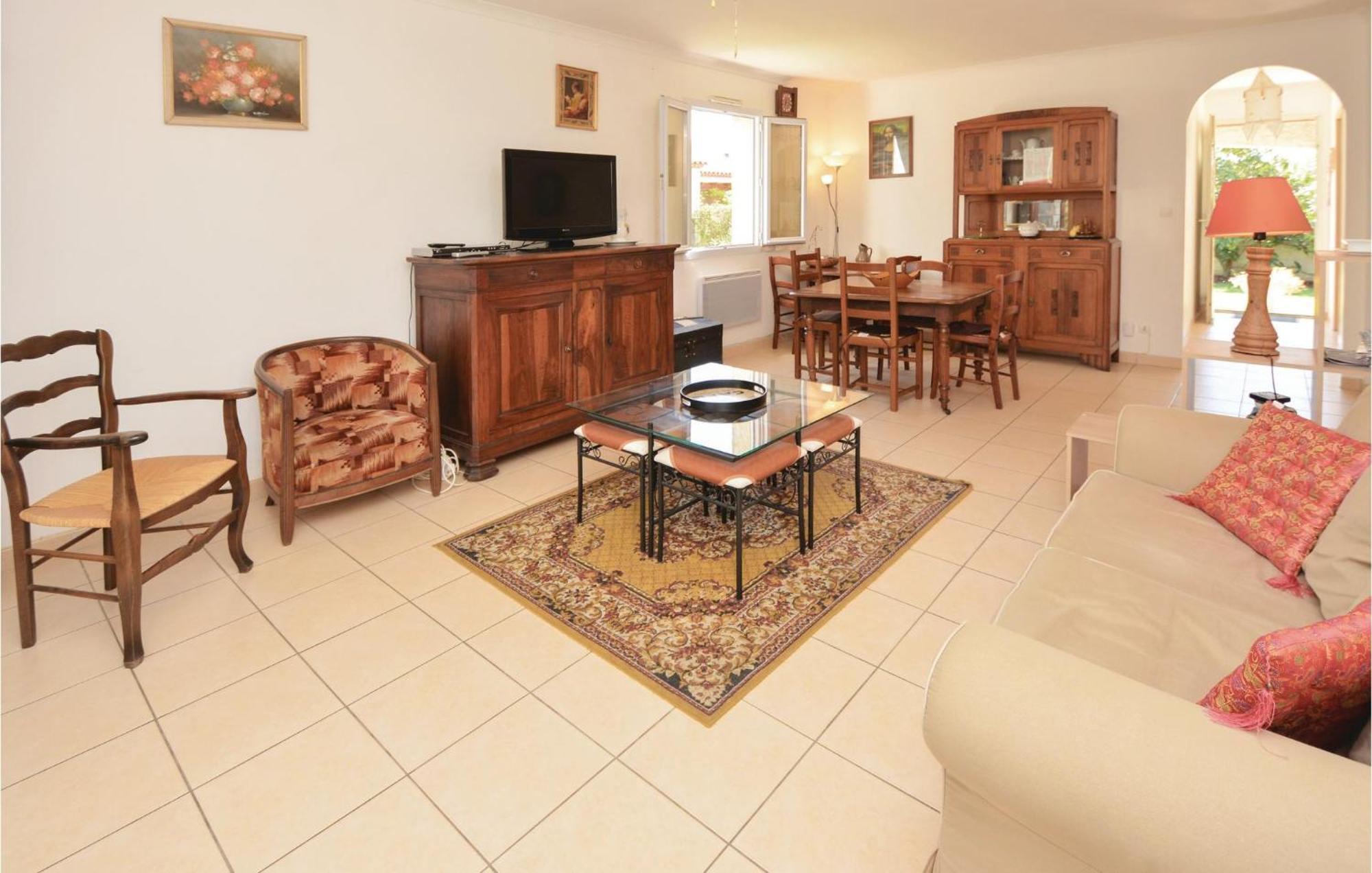 3 Bedroom Beautiful Home In Pignan Exterior photo