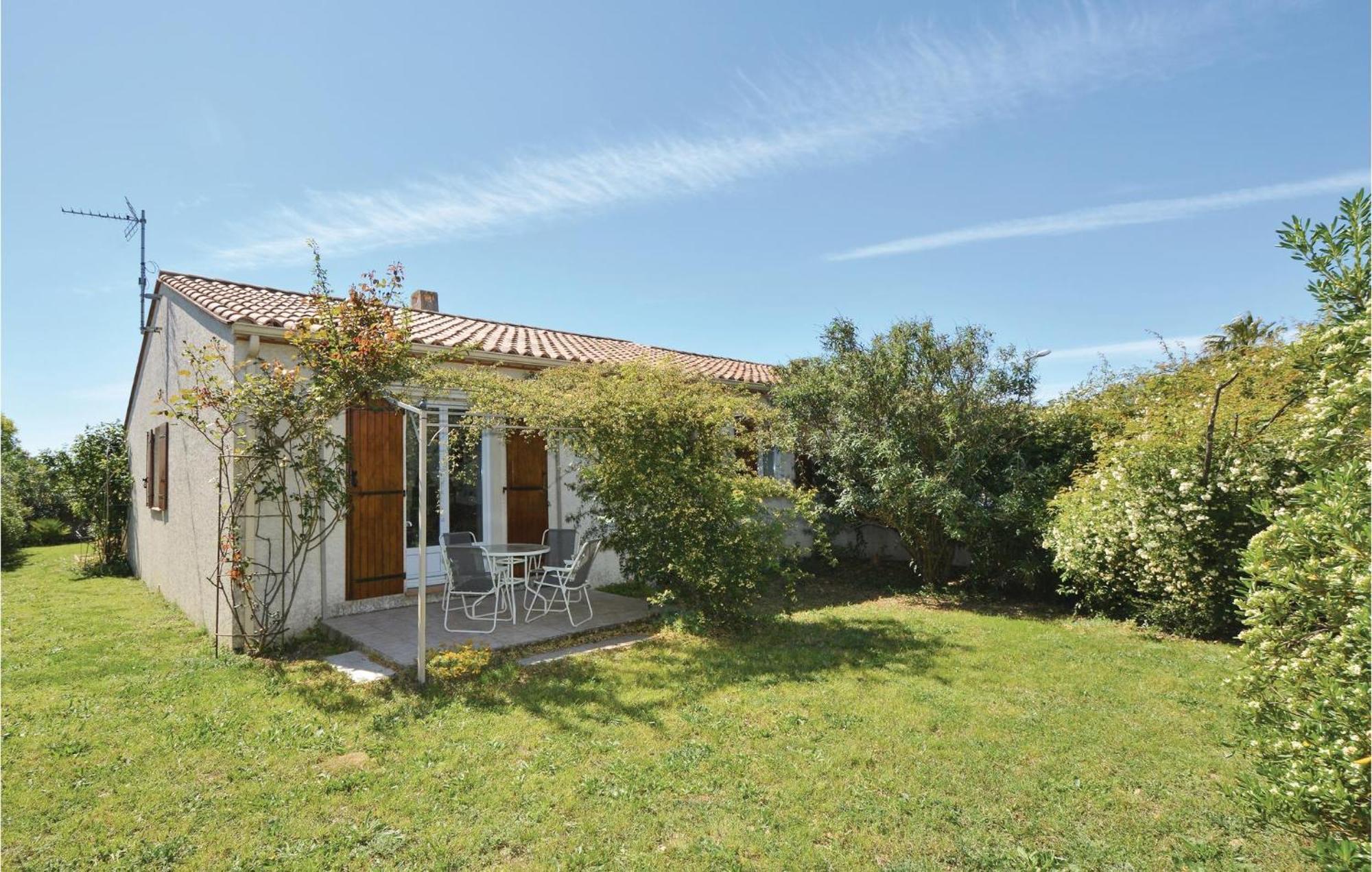 3 Bedroom Beautiful Home In Pignan Exterior photo