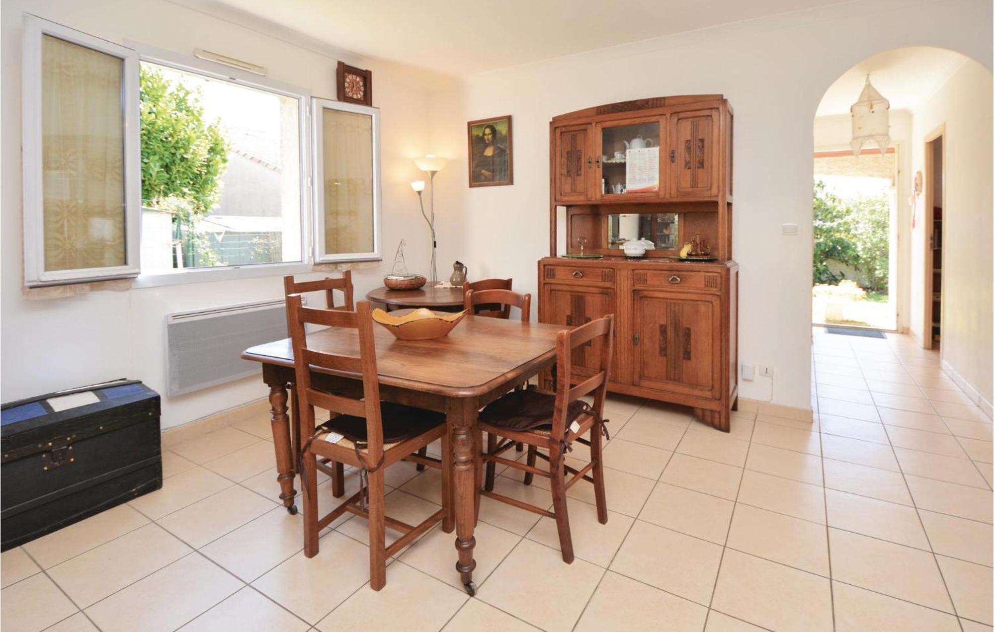 3 Bedroom Beautiful Home In Pignan Exterior photo
